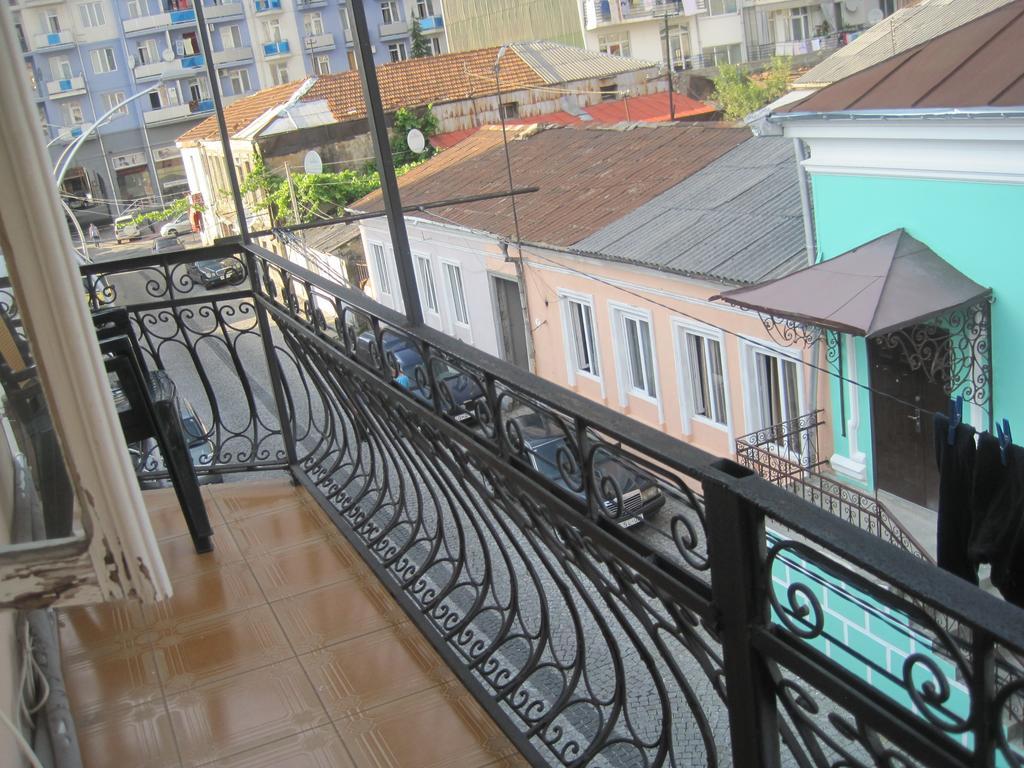 באטומי Metaxa Guesthouse חדר תמונה
