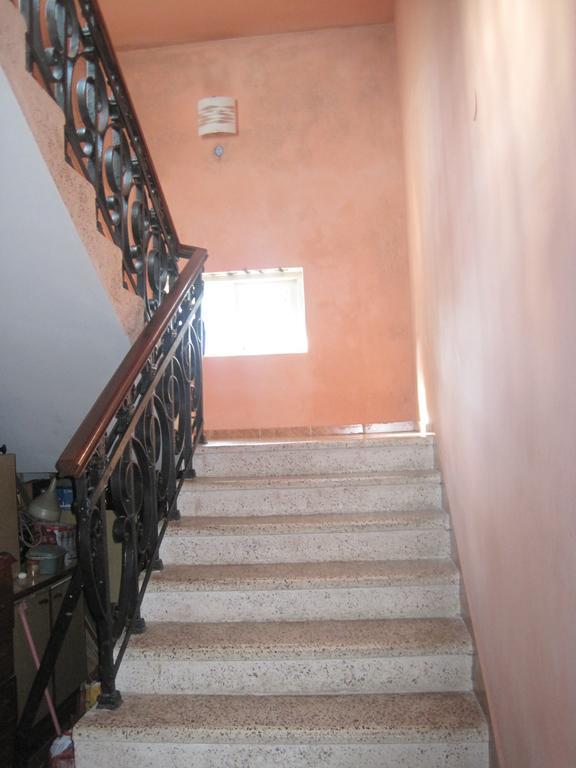 באטומי Metaxa Guesthouse חדר תמונה